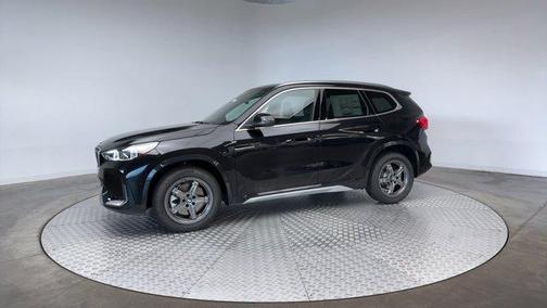 Black Sapphire Metallic 2025 BMW X1 xDrive28i
