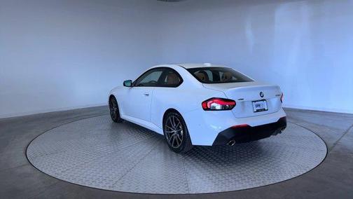 2024 BMW 230 i xDrive