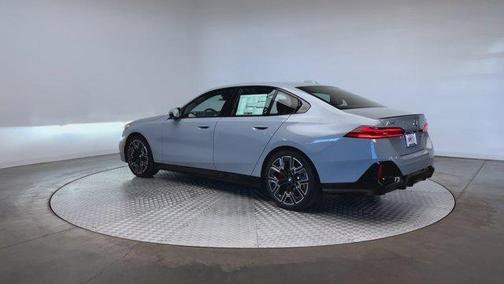 Gray Metallic 2026 BMW 530 i xDrive