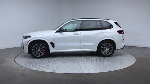 Mineral White Metallic 2025 BMW X5 M60i