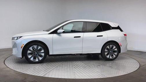 2026 BMW iX xDrive60