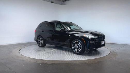 2022 BMW X7 xDrive40i