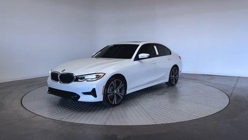 Mineral White Metallic 2022 BMW 330 i xDrive
