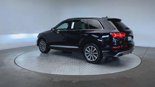 Orca Black Metallic 2019 Audi Q7 55 Prestige