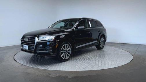 Orca Black Metallic 2019 Audi Q7 55 Prestige