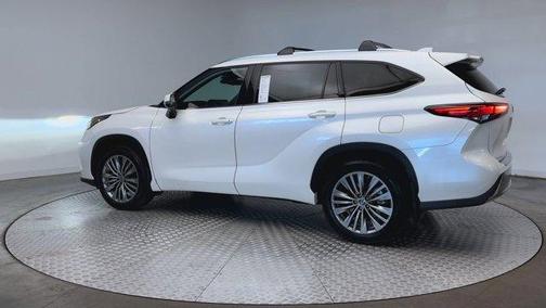 2020 Toyota Highlander Platinum