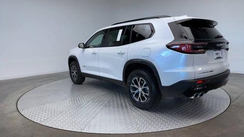 2025 GMC Acadia AT4