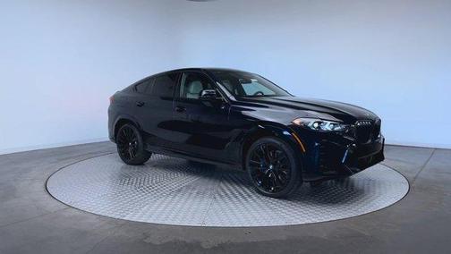 Carbon Black Metallic 2027 BMW X6 xDrive40i