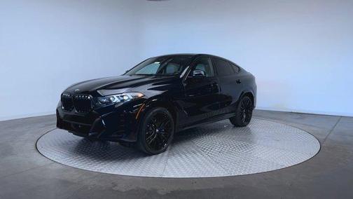 Carbon Black Metallic 2027 BMW X6 xDrive40i