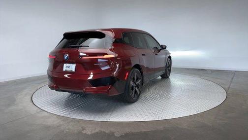 2025 BMW iX xDrive50