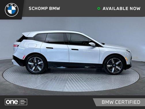Mineral White Metallic 2024 BMW iX xDrive50