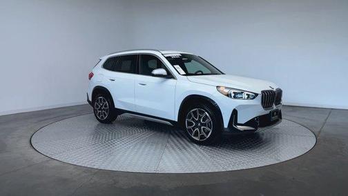 Alpine White 2024 BMW X1 xDrive28i