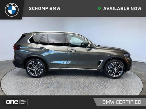 Manhattan Green Metallic 2025 BMW X5 xDrive40i SUV