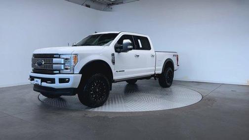 White Platinum Tri-Coat Metallic 2019 Ford F-250 Platinum