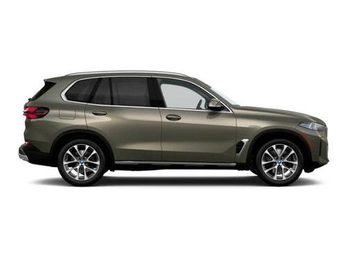 Manhattan Green Metallic 2026 BMW X5 PHEV xDrive50e