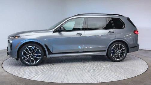 2026 BMW X7 M60i