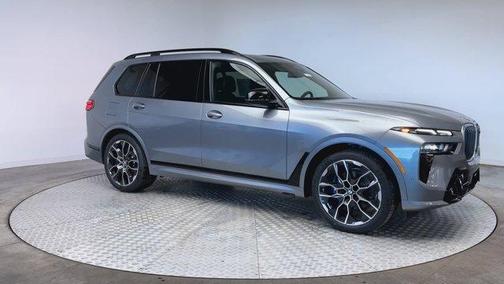 2026 BMW X7 M60i