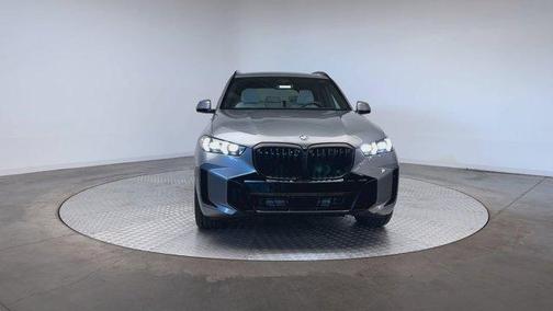 Gray Metallic 2026 BMW X5 xDrive40i