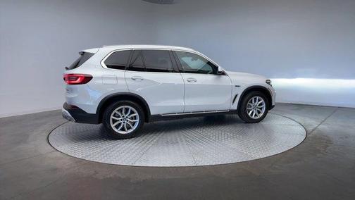 2023 BMW X5 PHEV xDrive45e