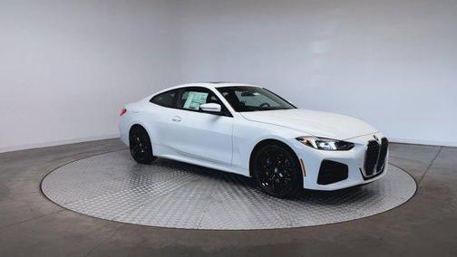 Alpine White 2026 BMW 430 i xDrive