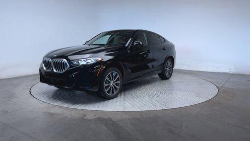 2025 BMW X6 xDrive40i