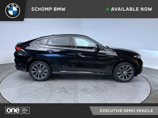 2025 BMW X6 xDrive40i