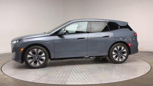 2026 BMW iX xDrive45