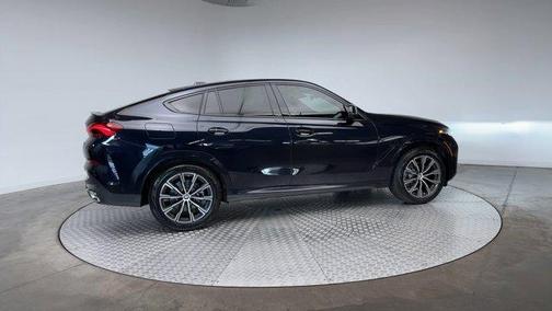 2024 BMW X6 xDrive40i