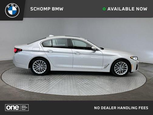 Mineral White Metallic 2021 BMW 540 i xDrive
