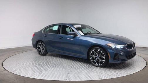 2025 BMW 330 i xDrive