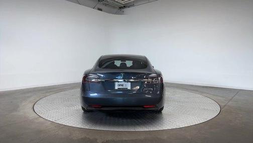 2020 Tesla Model S Long Range