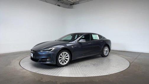 2020 Tesla Model S Long Range