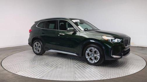 San Remo Green Metallic 2025 BMW X1 xDrive28i