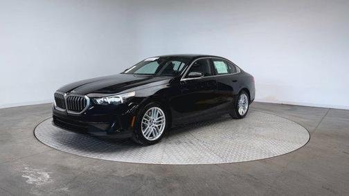 2025 BMW 530 i xDrive