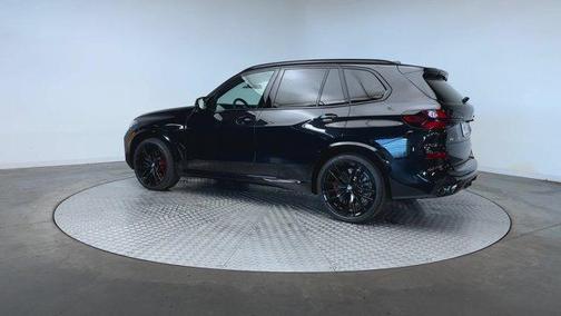 Black Sapphire Metallic 2026 BMW X5 M60i