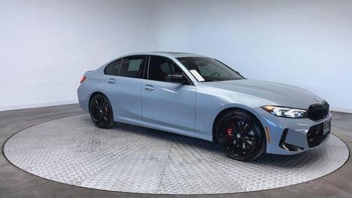 2023 BMW 330 i xDrive