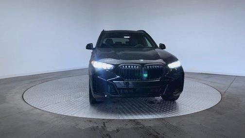 Black Sapphire Metallic 2026 BMW X5 xDrive40i