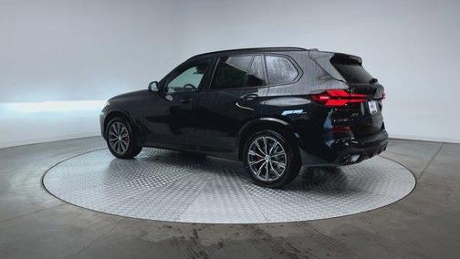 Black Sapphire Metallic 2026 BMW X5 xDrive40i