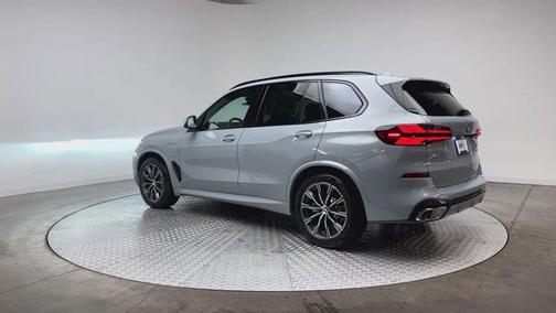 2026 BMW X5 PHEV xDrive50e