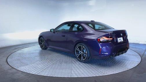 2025 BMW 230 i xDrive