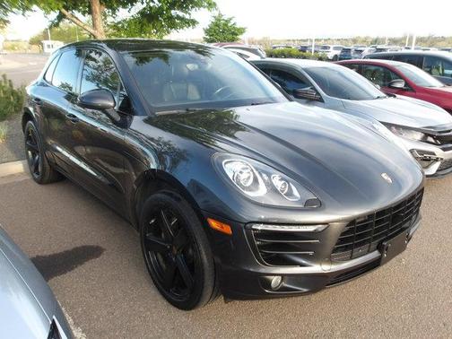 2018 Porsche Macan S