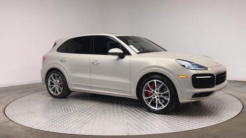 2021 Porsche Cayenne GTS