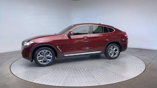 2023 BMW X4 xDrive30i