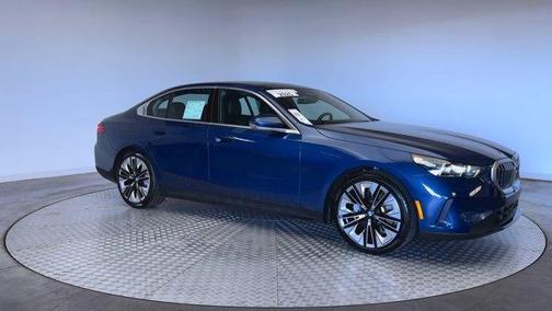 2025 BMW 530 i xDrive