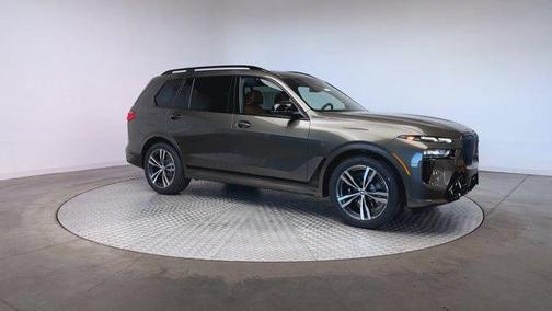 2026 BMW X7 M60i