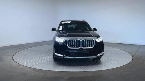 Black Sapphire Metallic 2025 BMW X1 xDrive28i