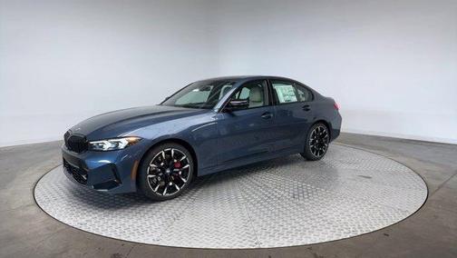 2025 BMW 330 i xDrive