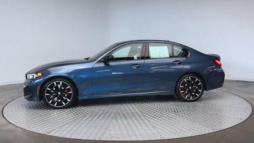 2025 BMW 330 i xDrive