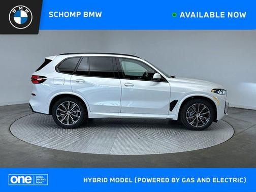 Mineral White Metallic 2026 BMW X5 PHEV xDrive50e