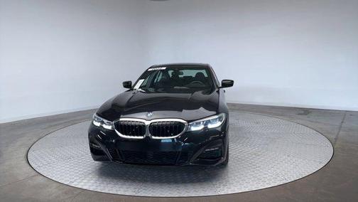 2022 BMW 330 i xDrive